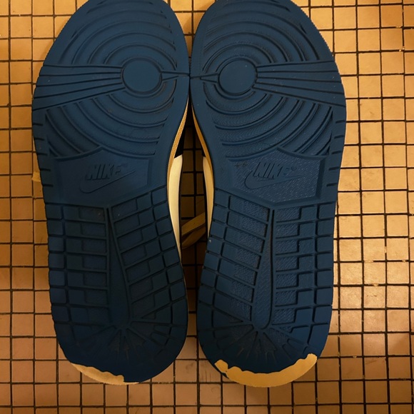 Jordan 1 low fragment design - Picture 6 of 8